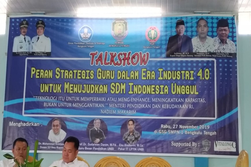 Talkshow Peran Strategis Guru dalam Era Industri 4.0 untuk Mewujudkan SDM Indonesia Unggul
