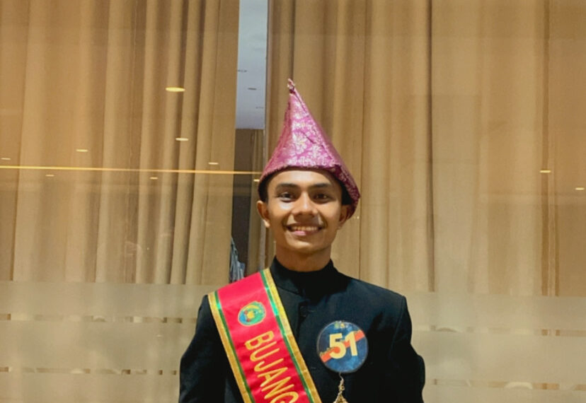 Mahasiswa Pendidikan Fisika UNIB Meraih Prestasi sebagai Top 7 Bujang Gadis Kota Bengkulu 2023