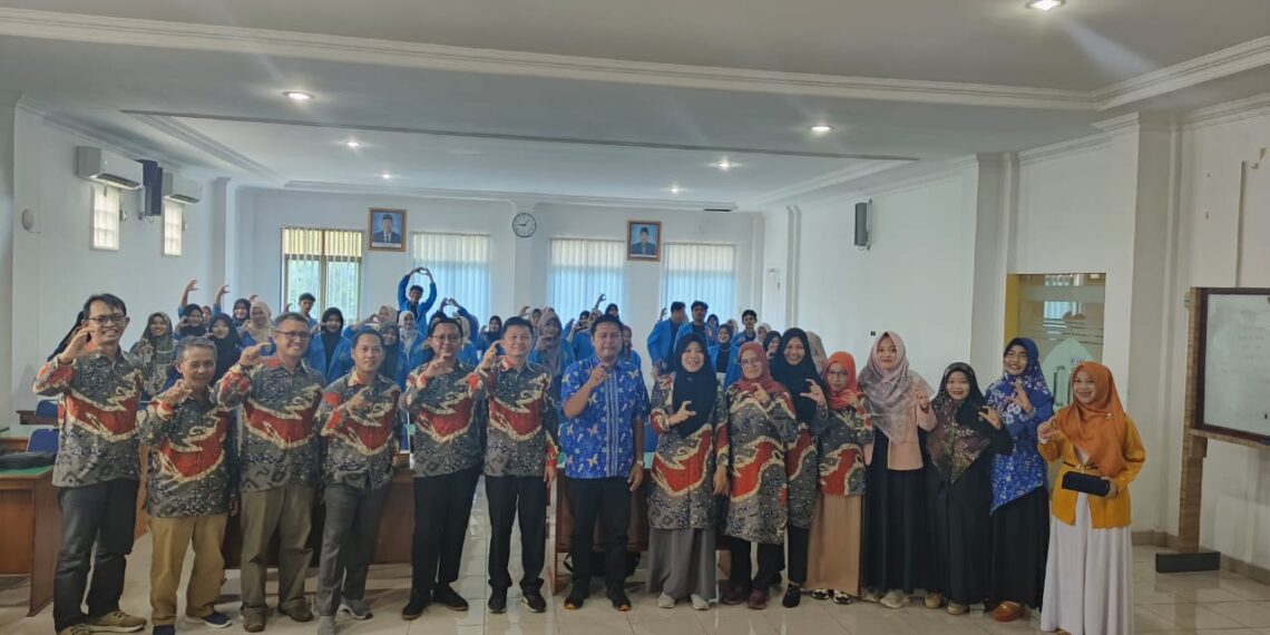 PRESS RELEASE LECTURE MOBILITY DOSEN PENDIDIKAN FISIKA di UNIVERSITAS PGRI SILAMPARI