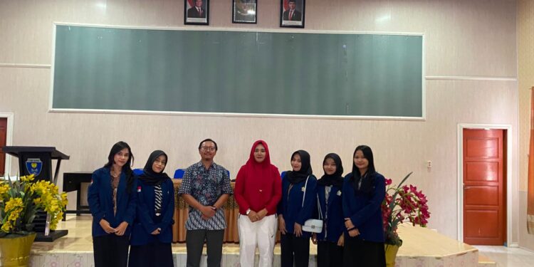 PRESS RELEASE PENGANTARAN MAHASISWA ASISTENSI MENGAJAR PROGRAM STUDI PENDIDIKAN FISIKA KE SMA NEGERI 2 BENGKULU