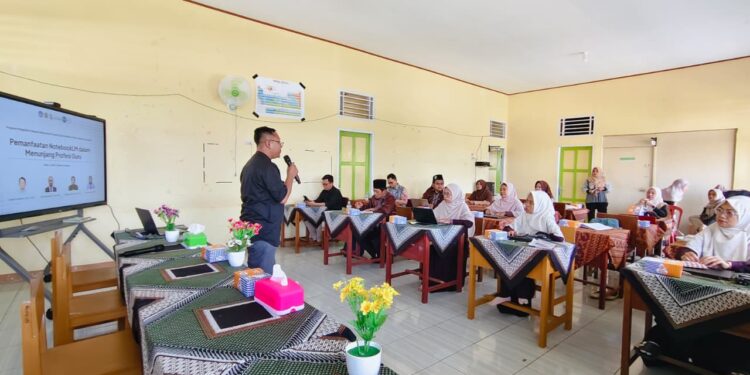 PRESS RELEASE PENGABDIAN DOSEN PENDIDIKAN FISIKA UNIVERSITAS BENGKULU PEMBERDAYAAN GURU SMA IT KHOIRU UMMAH MELALUI PELATIHAN PEMANFAATAN NOTEBOOKLM UNTUK INOVASI PEMBELAJARAN DAN EFESIENSI ADMINISTRASI GURU