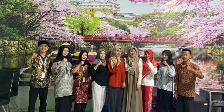 PRESS RELEASE PENGANTARAN MAHASISWA ASISTEN MENGAJAR PROGRAM STUDI PENDIDIKAN FISIKA UNIVERSITAS BENGKULU KE SMA NEGERI 3 KOTA BENGKULU